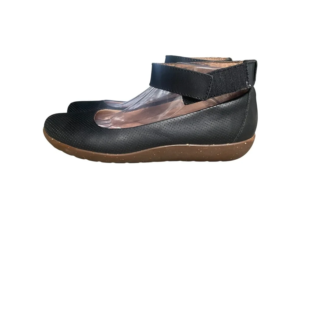 Clark's Collection Medora Nina Black Leather Flats Women's 10
